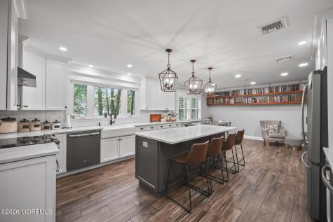 4 Friar Lane Manalapan NJ 07726