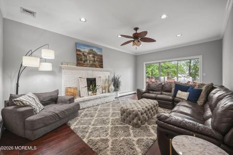 4 Friar Lane Manalapan NJ 07726