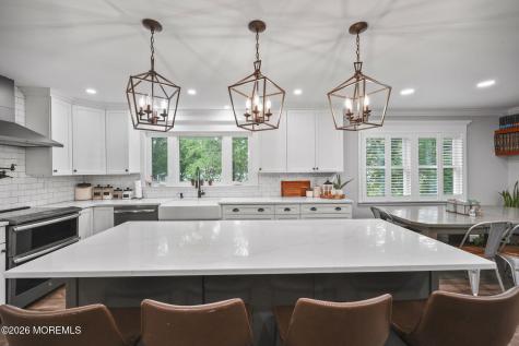 4 Friar Lane Manalapan NJ 07726