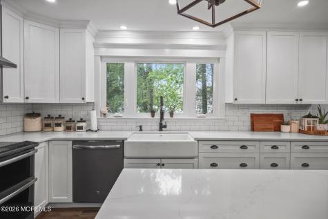 4 Friar Lane Manalapan NJ 07726