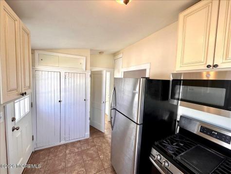 519 Barber Avenue Brick NJ 08723