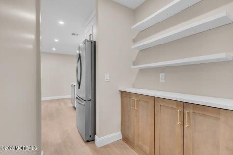 148 Torpedo Road Manahawkin NJ 08050