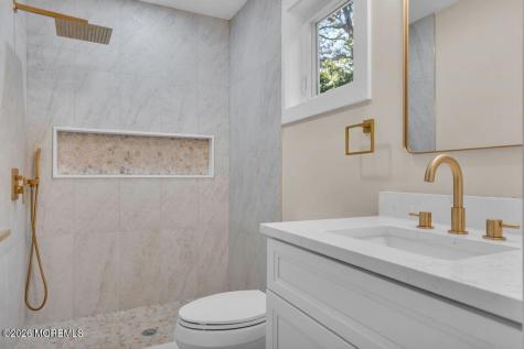 148 Torpedo Road Manahawkin NJ 08050