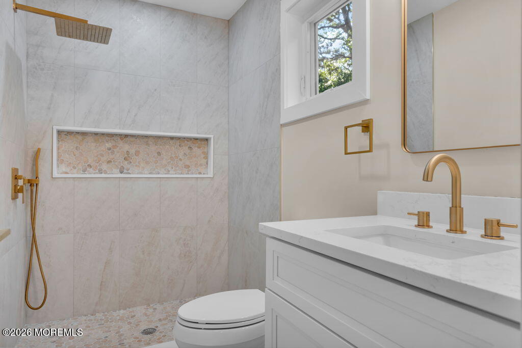 148 Torpedo Road Manahawkin NJ 08050