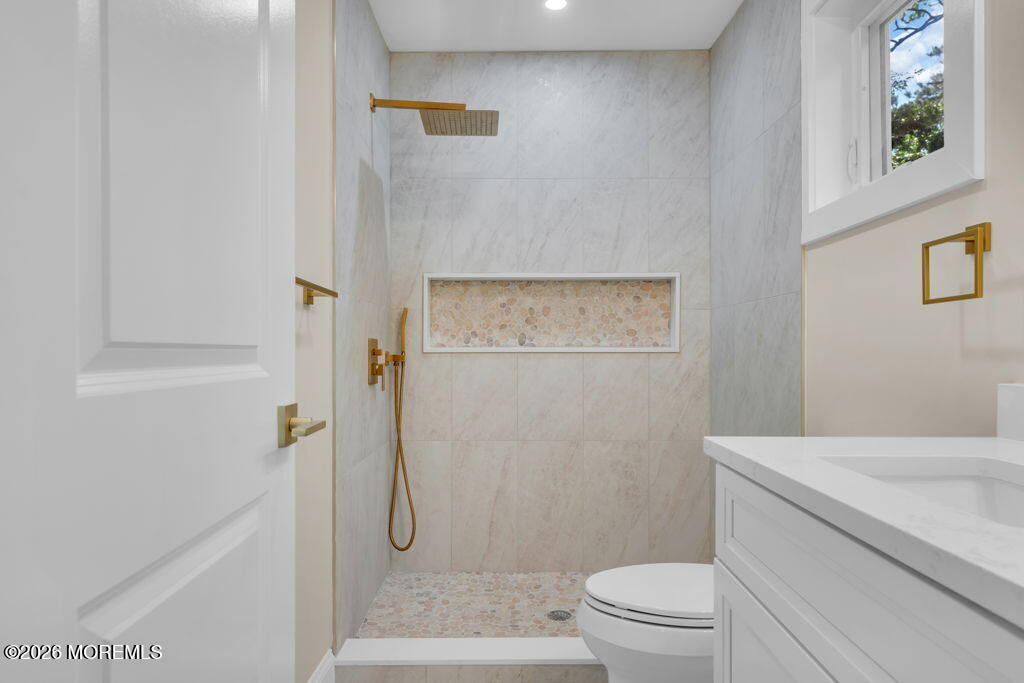 148 Torpedo Road Manahawkin NJ 08050