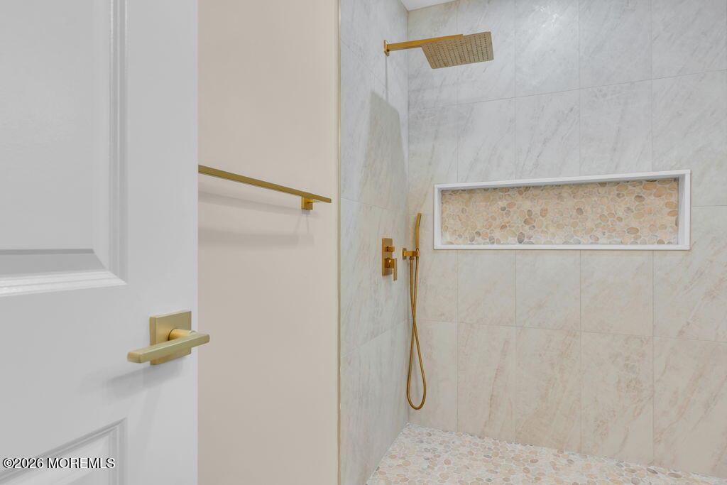 148 Torpedo Road Manahawkin NJ 08050
