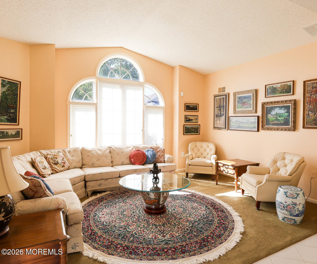 7 Sherwood Drive Jamesburg NJ 08831