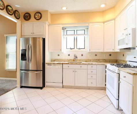 7 Sherwood Drive Jamesburg NJ 08831