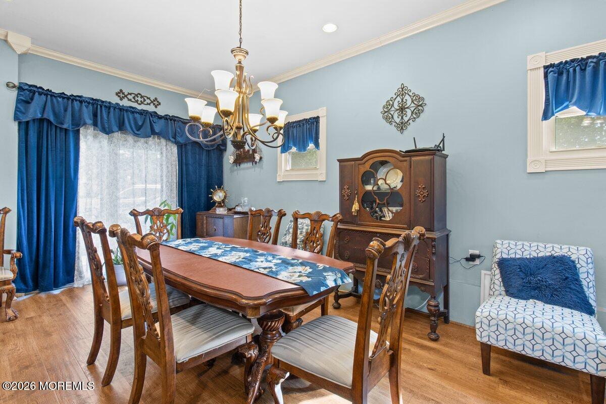 687 Hopping Road Belford NJ 07718