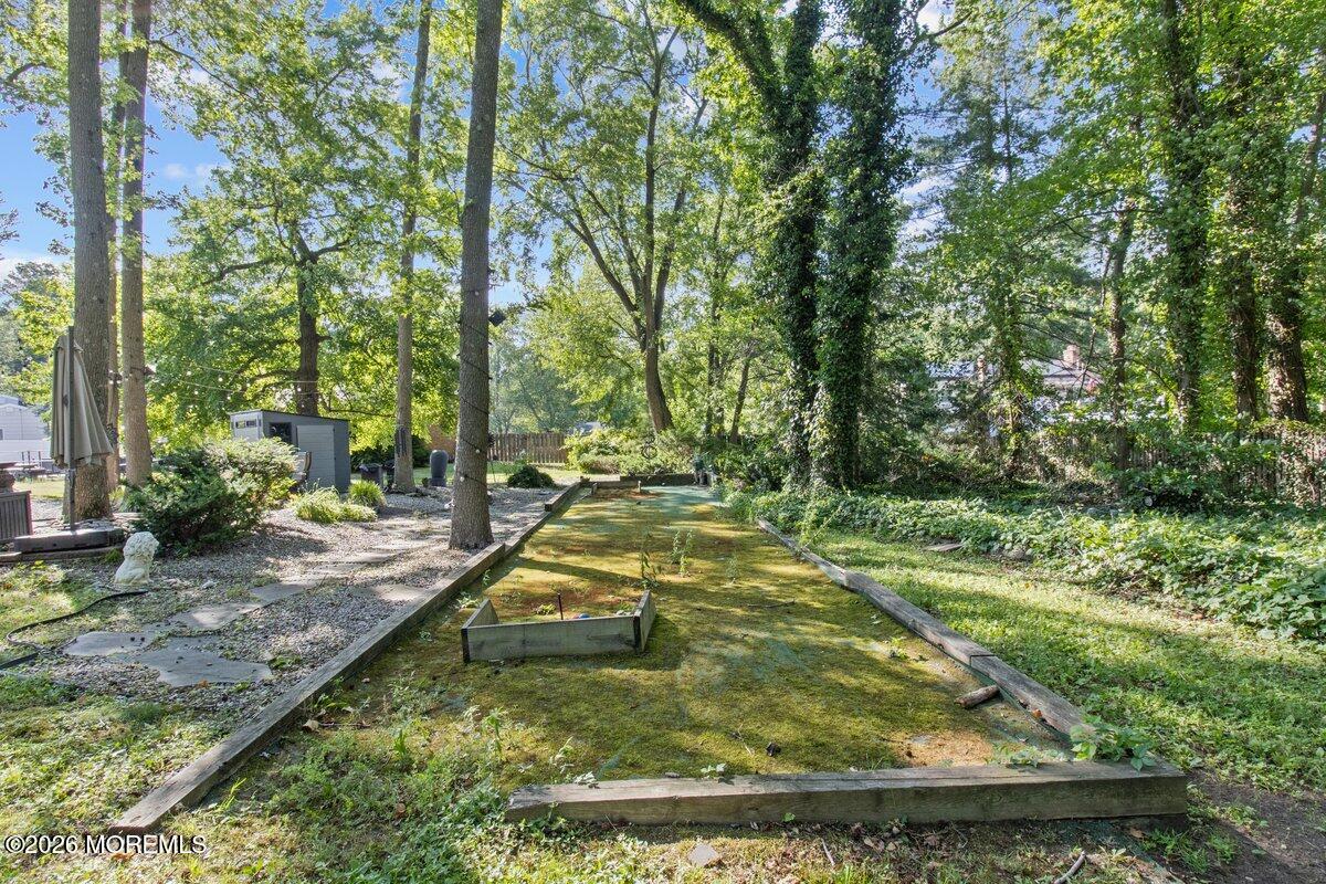 687 Hopping Road Belford NJ 07718