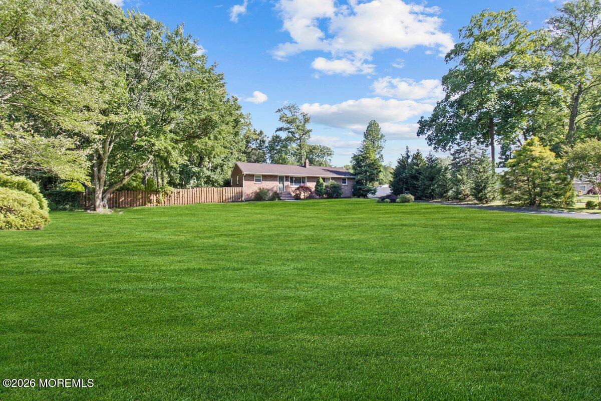 687 Hopping Road Belford NJ 07718