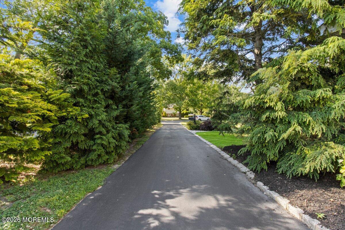 687 Hopping Road Belford NJ 07718