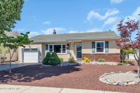 10 Sheridan Road Toms River NJ 08757