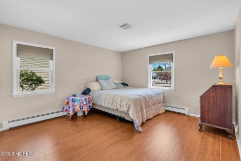 10 Sheridan Road Toms River NJ 08757