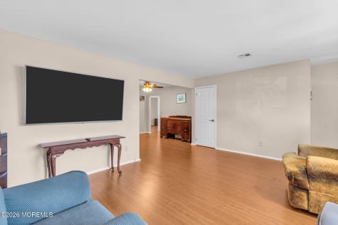 10 Sheridan Road Toms River NJ 08757
