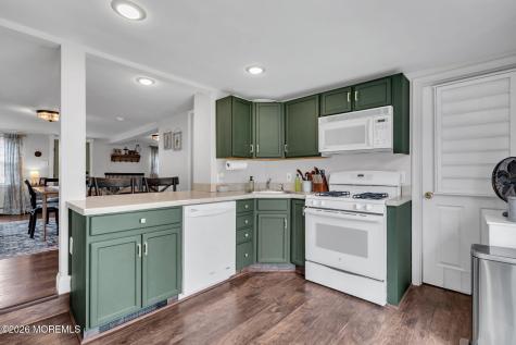 82 Clearwater Drive Waretown NJ 08758