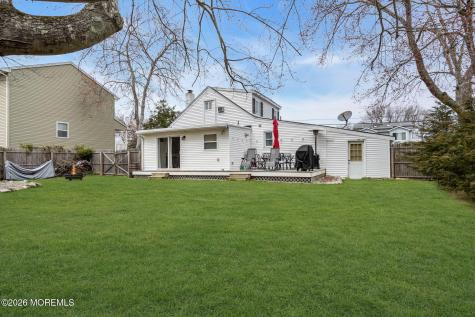 82 Clearwater Drive Waretown NJ 08758