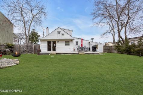 82 Clearwater Drive Waretown NJ 08758
