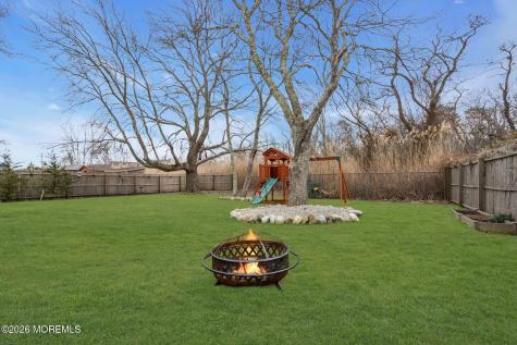 82 Clearwater Drive Waretown NJ 08758