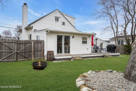 82 Clearwater Drive Waretown NJ 08758