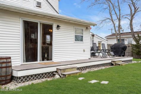 82 Clearwater Drive Waretown NJ 08758