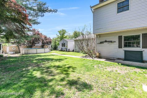 31 Bayberry Lane Middletown NJ 07748