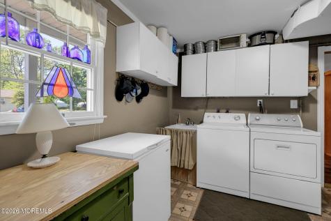 31 Bayberry Lane Middletown NJ 07748
