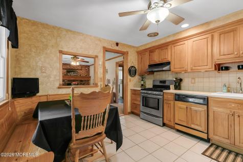 31 Bayberry Lane Middletown NJ 07748