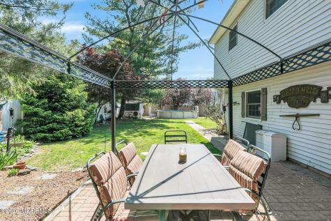 31 Bayberry Lane Middletown NJ 07748