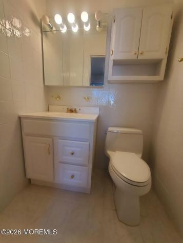 4 Wyoming Avenue Whiting NJ 08759
