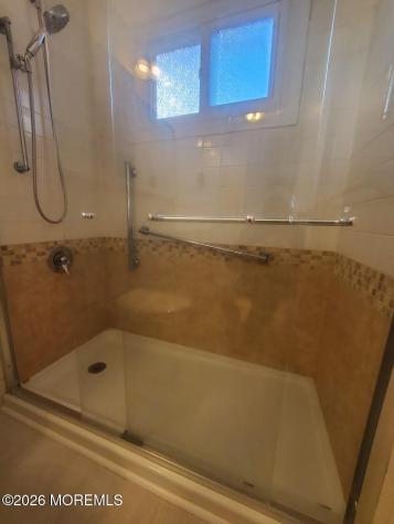 4 Wyoming Avenue Whiting NJ 08759