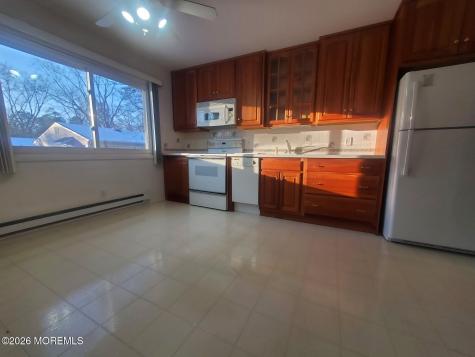 4 Wyoming Avenue Whiting NJ 08759