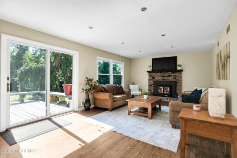 9 New Monmouth Road Middletown NJ 07748