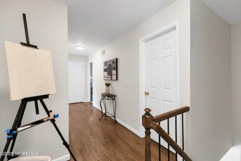 9 New Monmouth Road Middletown NJ 07748