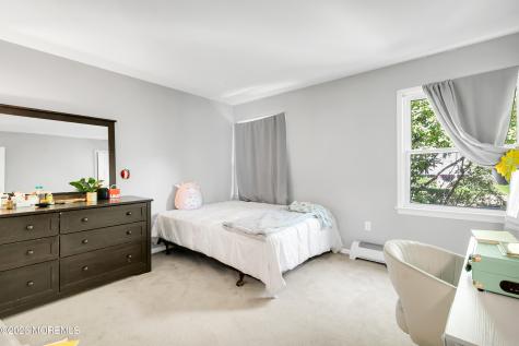 9 New Monmouth Road Middletown NJ 07748