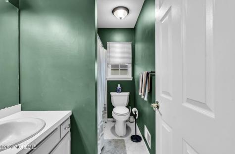 9 Jennifer Drive Howell NJ 07731