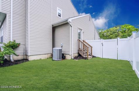9 Jennifer Drive Howell NJ 07731