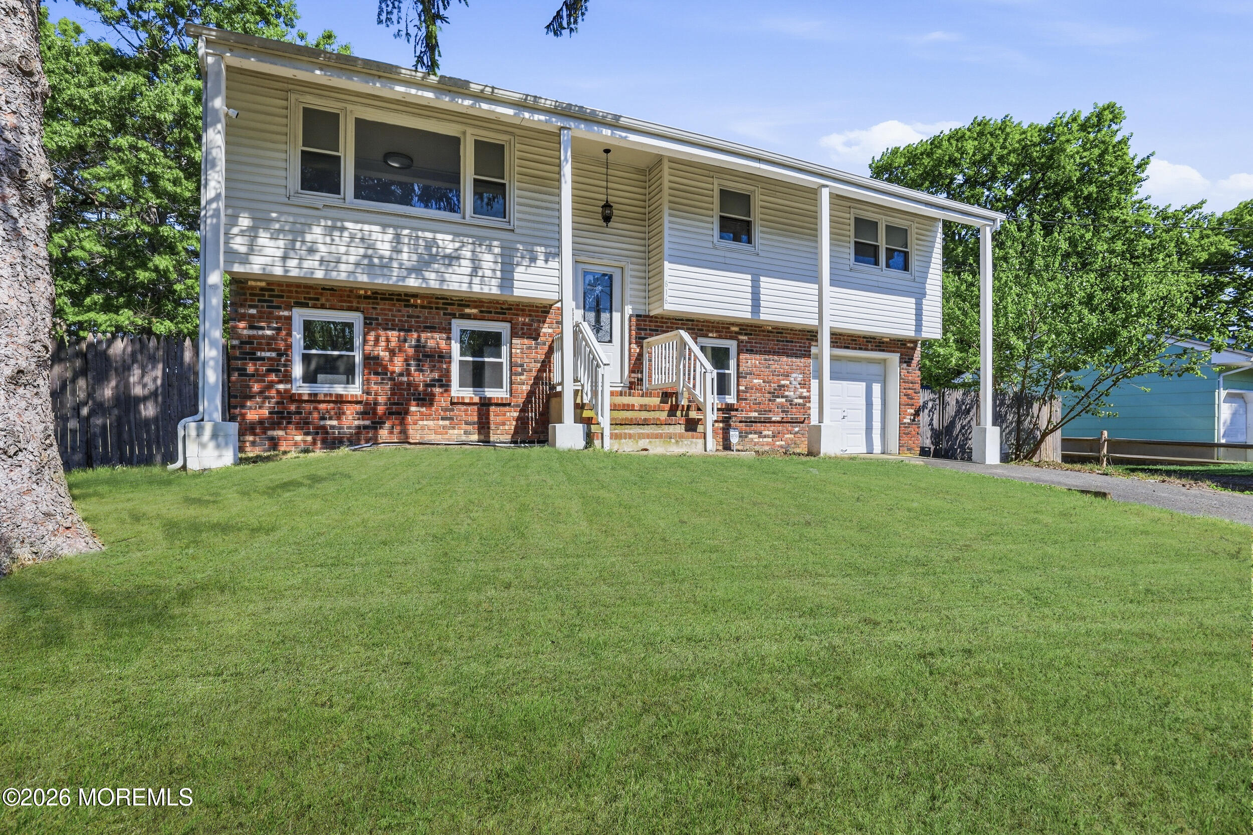 816 Berkeley Avenue Beachwood NJ 08722