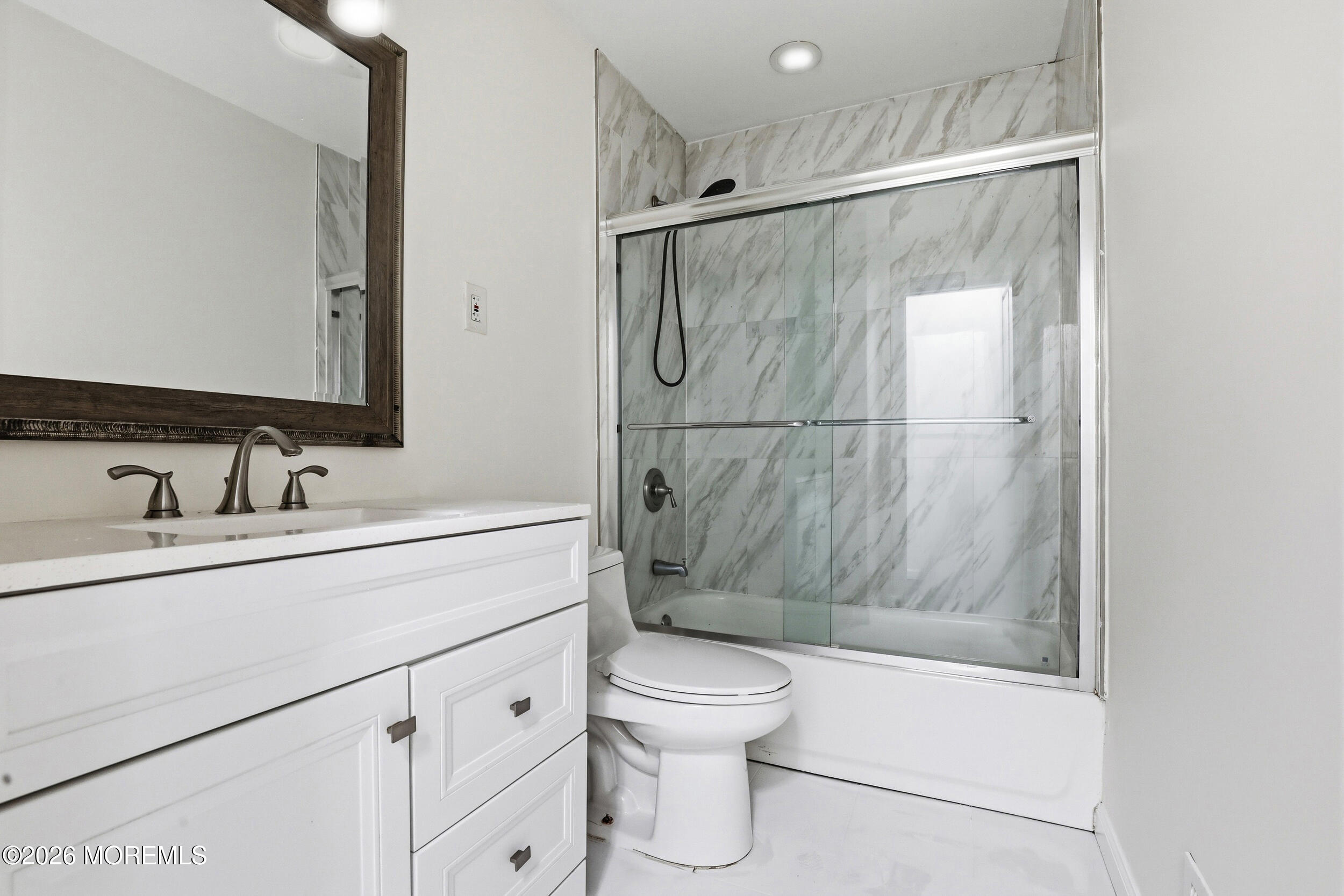 816 Berkeley Avenue Beachwood NJ 08722