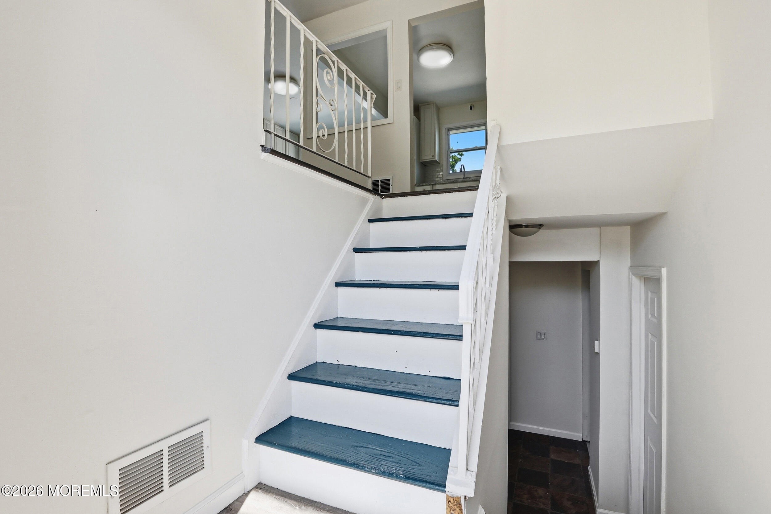 816 Berkeley Avenue Beachwood NJ 08722