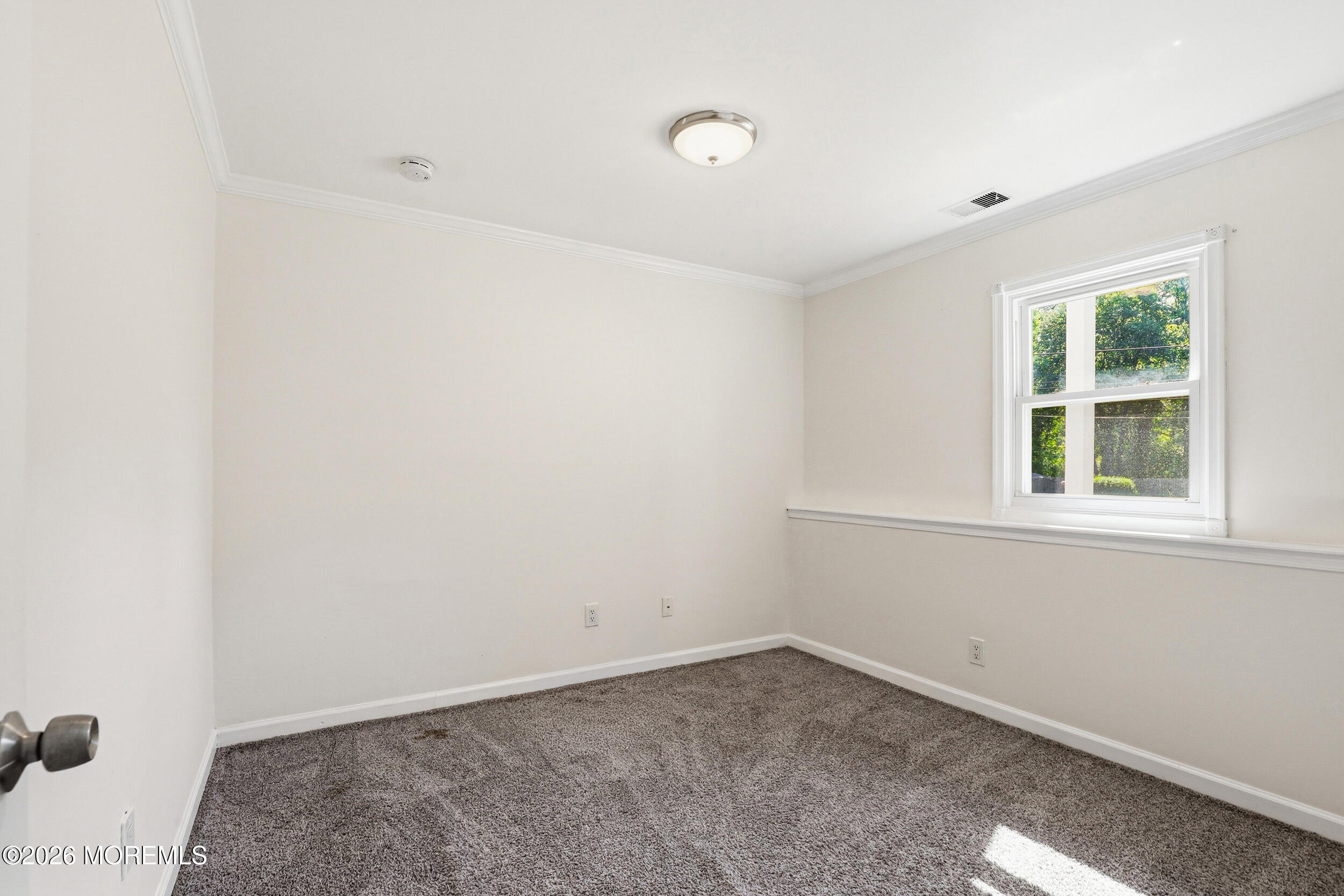816 Berkeley Avenue Beachwood NJ 08722