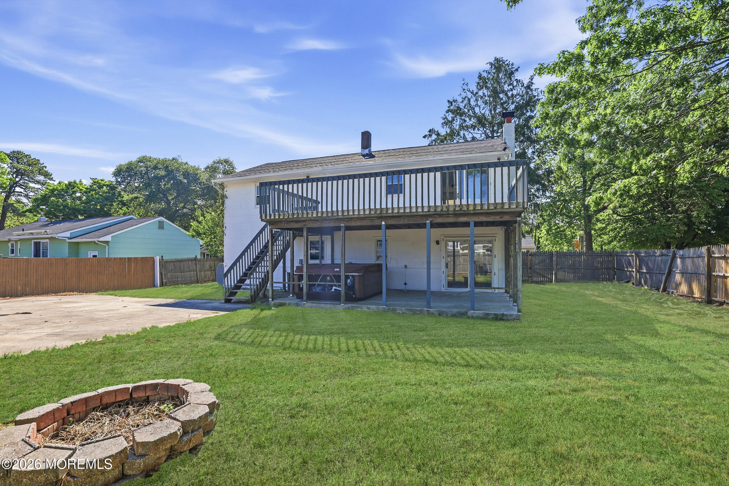 816 Berkeley Avenue Beachwood NJ 08722