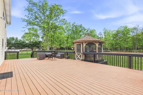 11 Country Road Jackson NJ 08527
