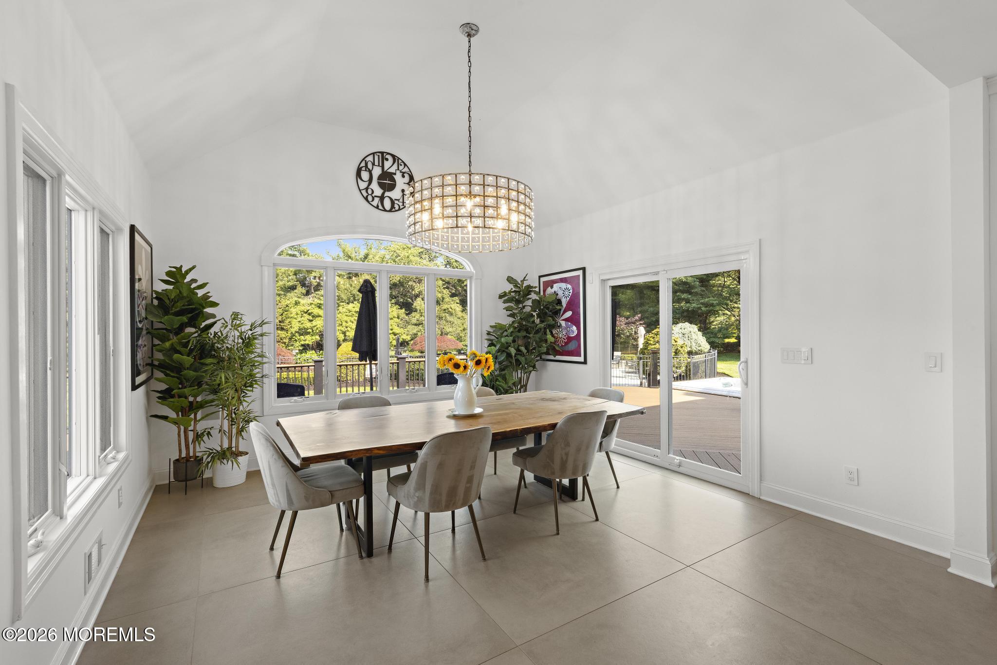 2 Victorian Hill Manalapan NJ 07726