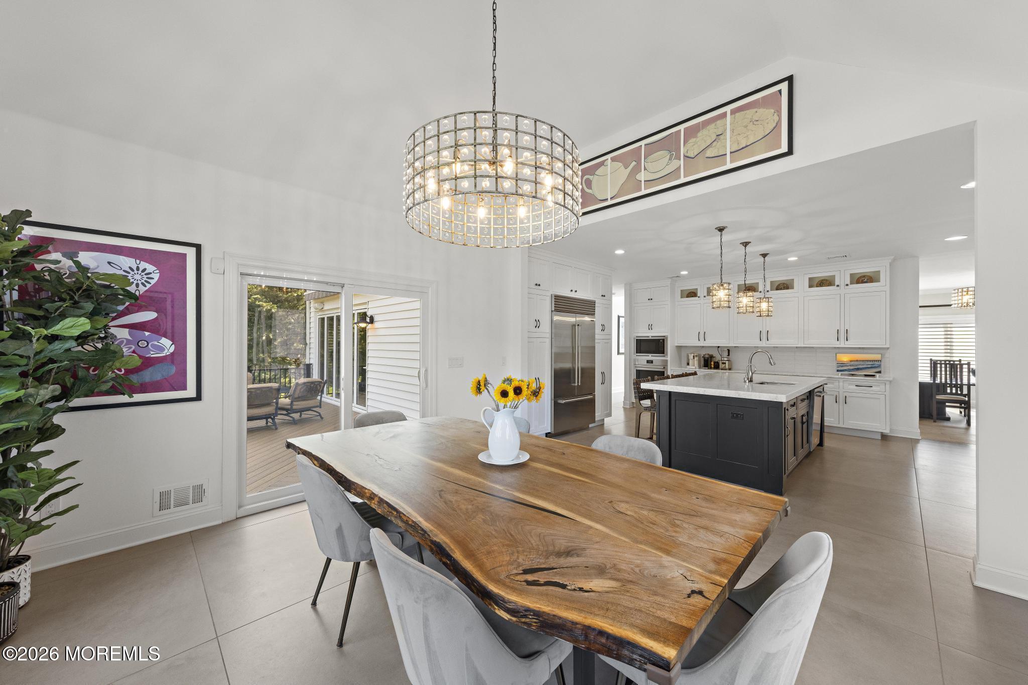 2 Victorian Hill Manalapan NJ 07726