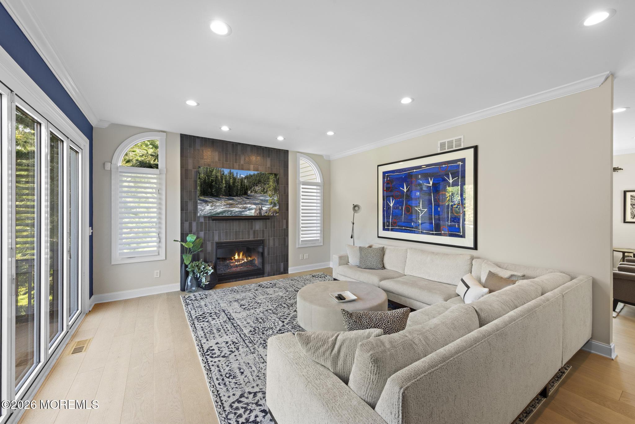 2 Victorian Hill Manalapan NJ 07726