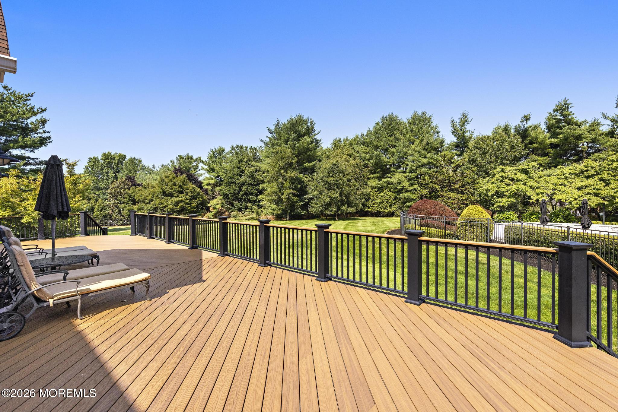 2 Victorian Hill Manalapan NJ 07726