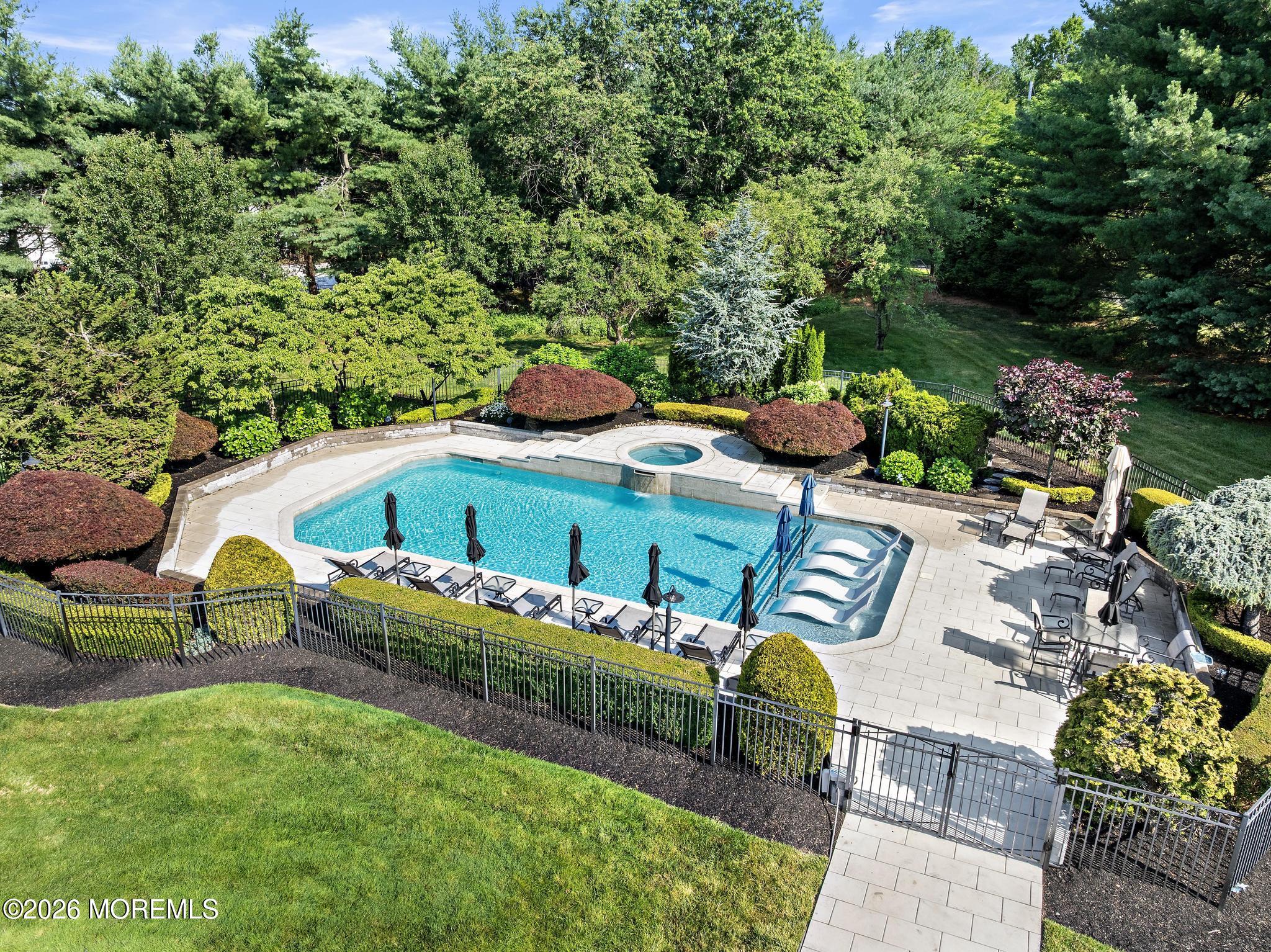 2 Victorian Hill Manalapan NJ 07726