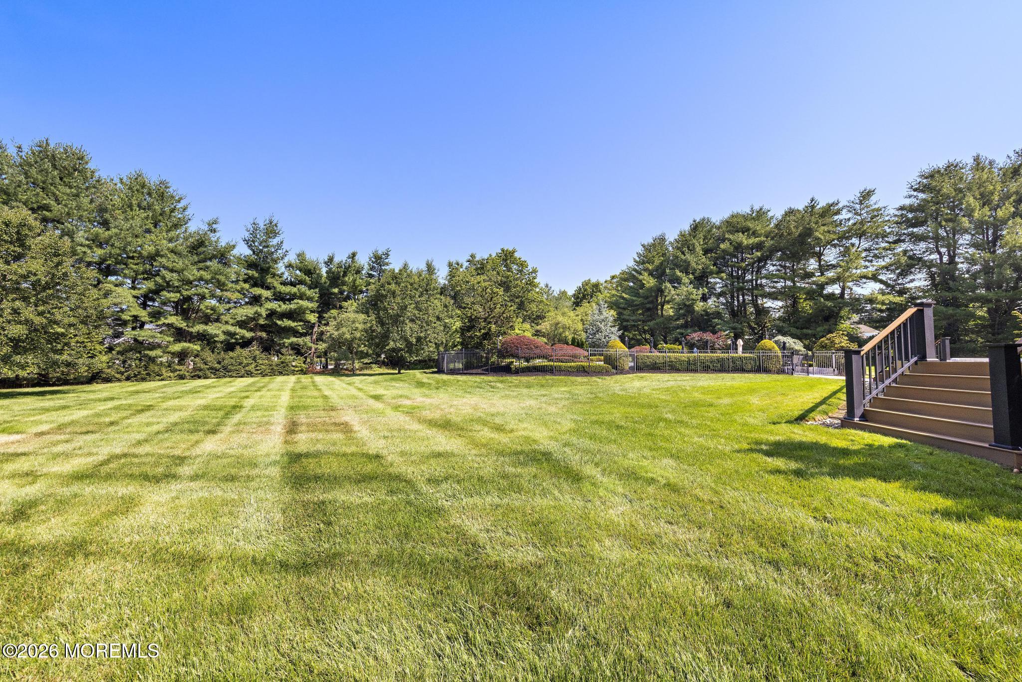 2 Victorian Hill Manalapan NJ 07726