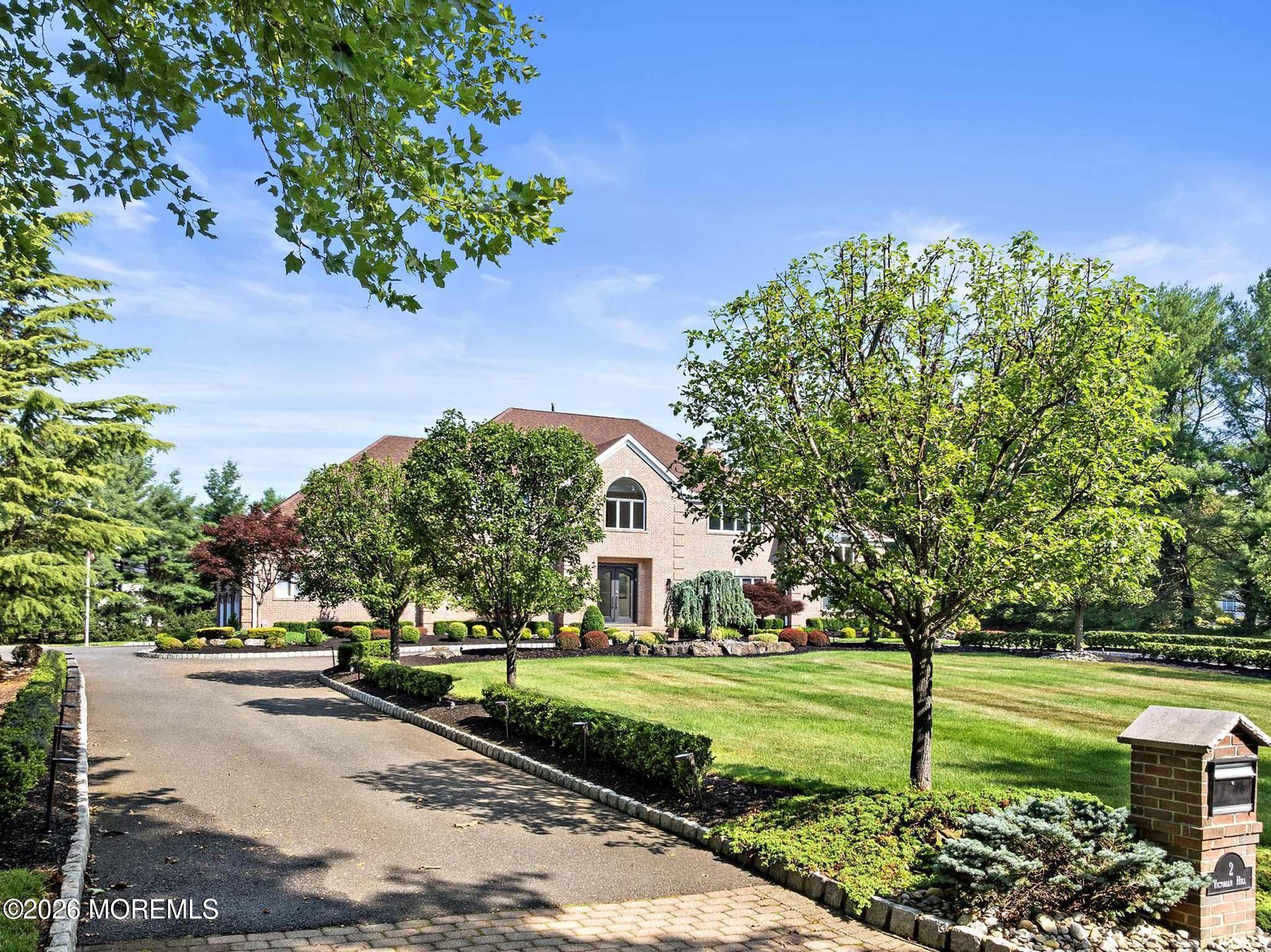 2 Victorian Hill Manalapan NJ 07726